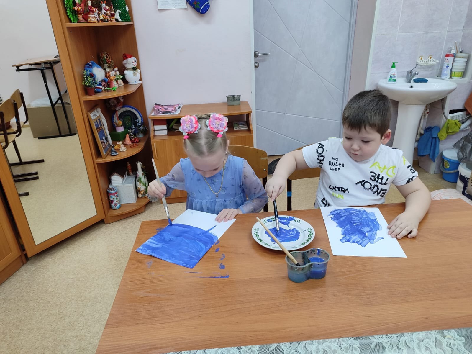 http://social.admnsk.ru/SiteKCSON/nadezhda/DocLib7/1518(1).jpg