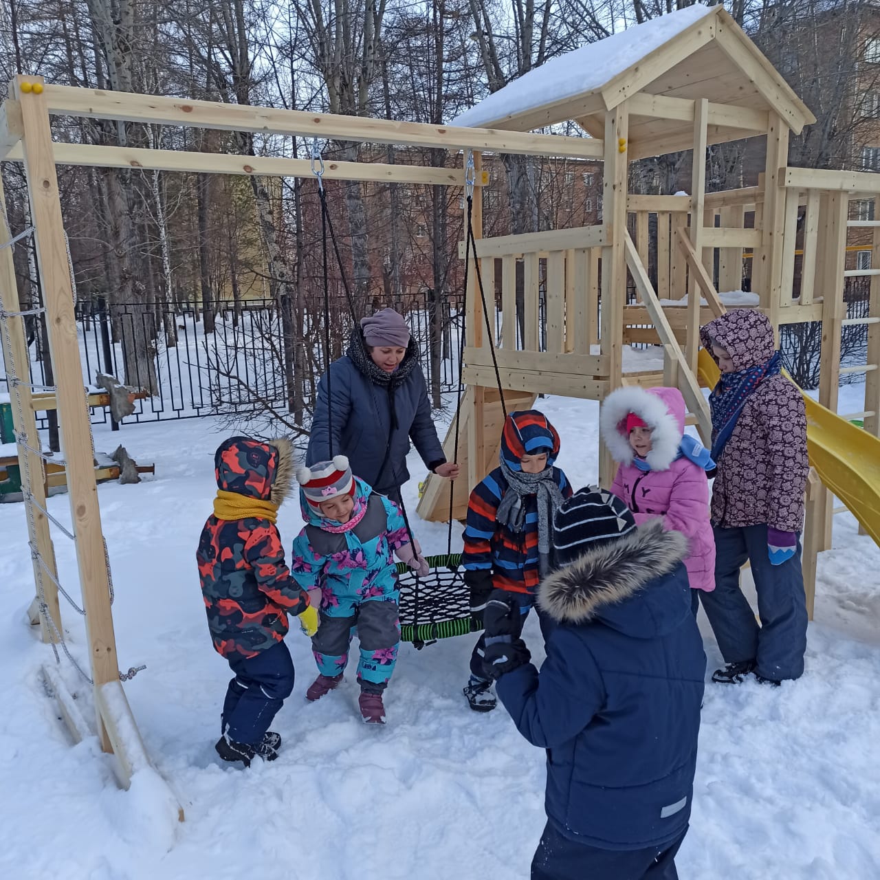 http://social.admnsk.ru/SiteKCSON/nadezhda/DocLib7/619.jpg