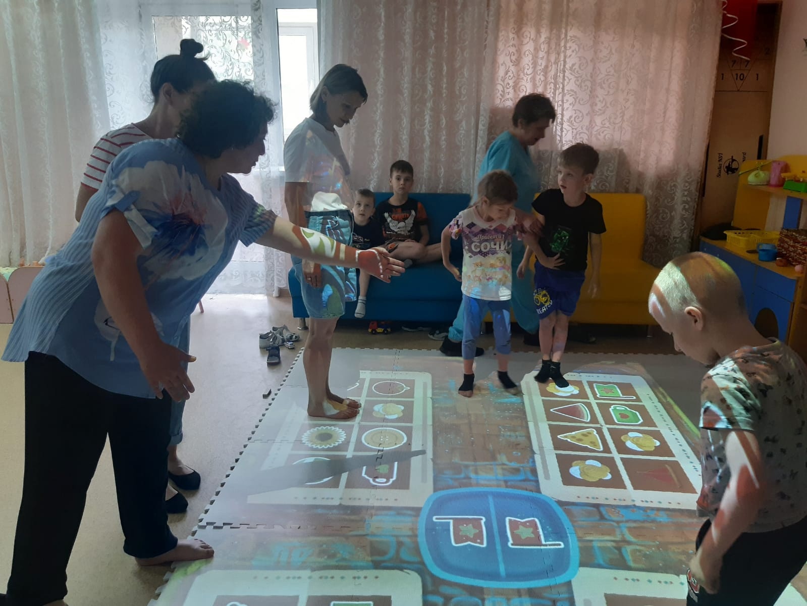 http://social.admnsk.ru/SiteKCSON/nadezhda/DocLib7/997.jpg
