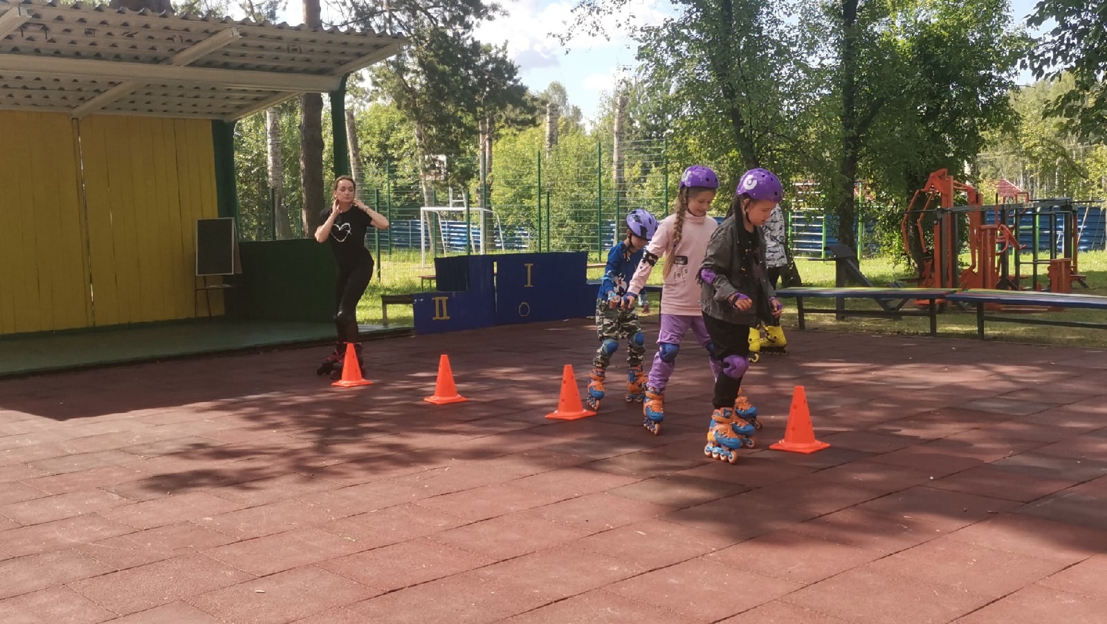 http://social.admnsk.ru/SiteKCSON/zarja/DocLib7/1312.jpg