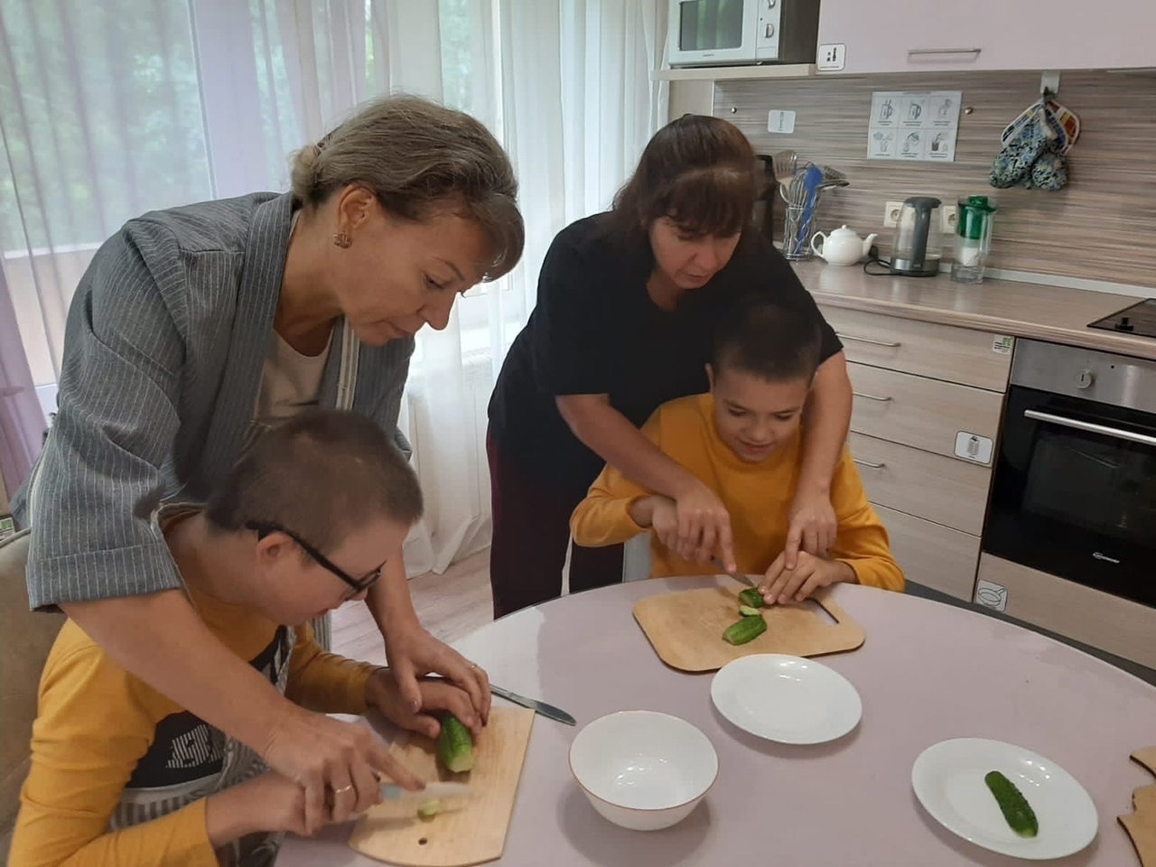 http://social.admnsk.ru/SiteKCSON/zarja/DocLib7/1671.jpg